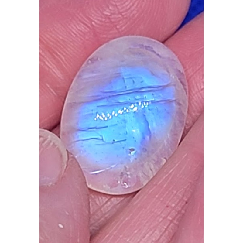 Shimmery 16 Carat Rainbow Moonstone!!